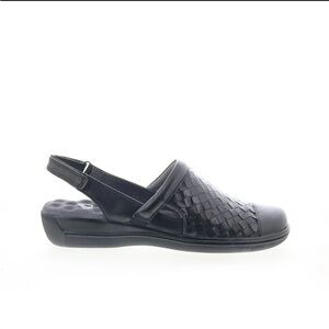 Softwalk Salina Woven Womens Navy Clog Flats Shoes 6W